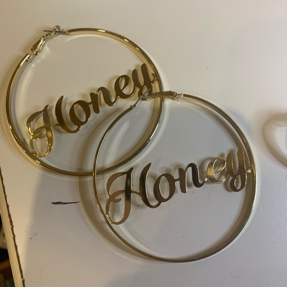 Jewelry - Honey hoops